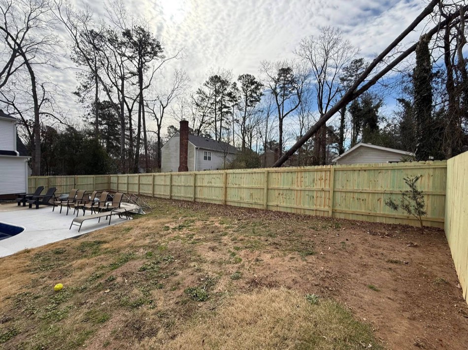 19 / Pool-area · Shadowbox