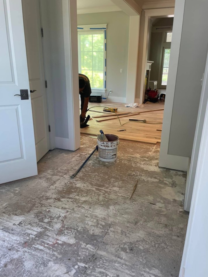 27 / Floor + baseboard reset · Detail