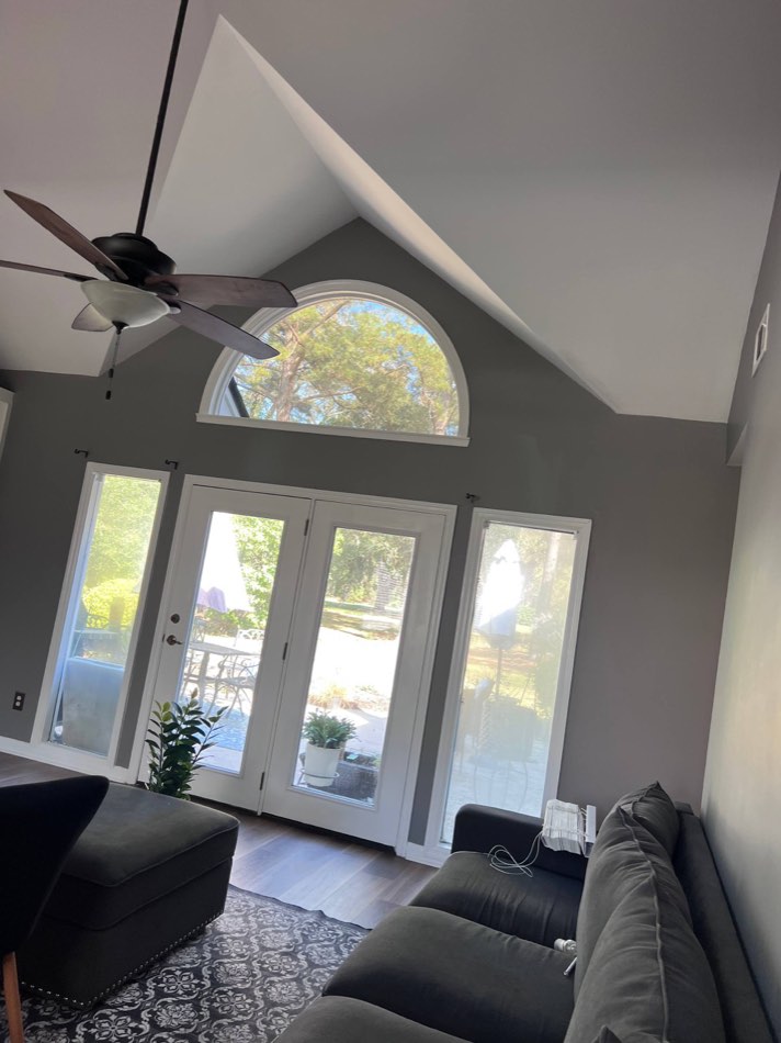 07 / Vaulted living room · Finished